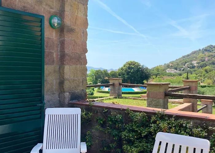 Sant'anna Del Volterraio - I Lecci 6 * Portoferraio